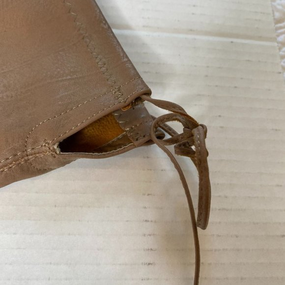 Shoe Dazzle Jessi WC Womens Over the Knee Tan Flat Heel Boot Size 7 Academia Y2K - Picture 6 of 7